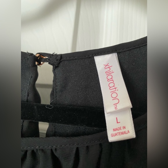 Xhilaration Hi Lo Halter Dress-Size Large With Key hold in front and back - Picture 9 of 12